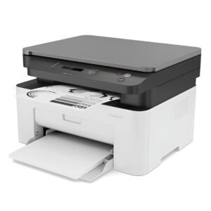 Imprimante HP MFP 135a pour impression, copie et scan noir et blanc efficaces.